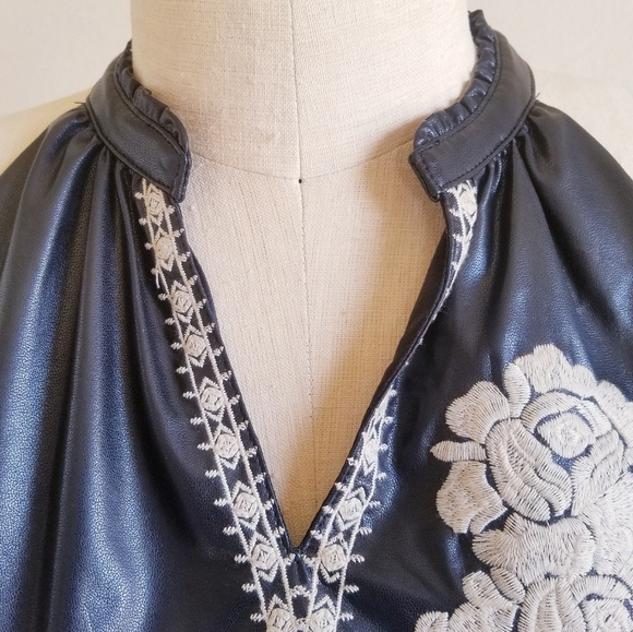 NEW | THML|‎ VeganLeather Dress Floral Embr… - Picture 4 of 7